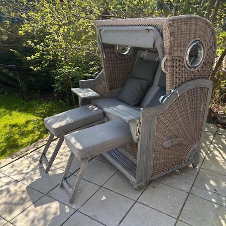 Im Bademantel An Den Strand Mit Terrasse Eckernförde Exterior foto