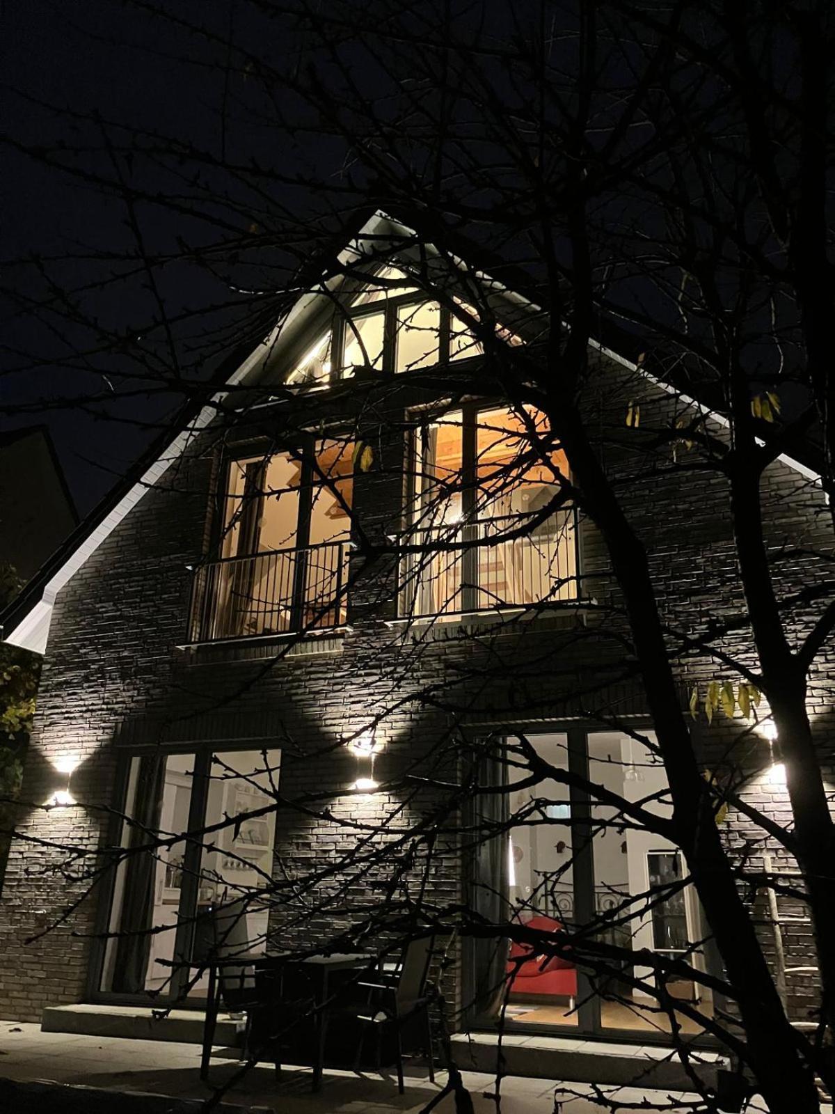 Im Bademantel An Den Strand Mit Terrasse Eckernförde Exterior foto